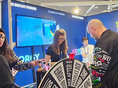Bayim Olur musun Ekibi Franchise Show London'da yerini aldı