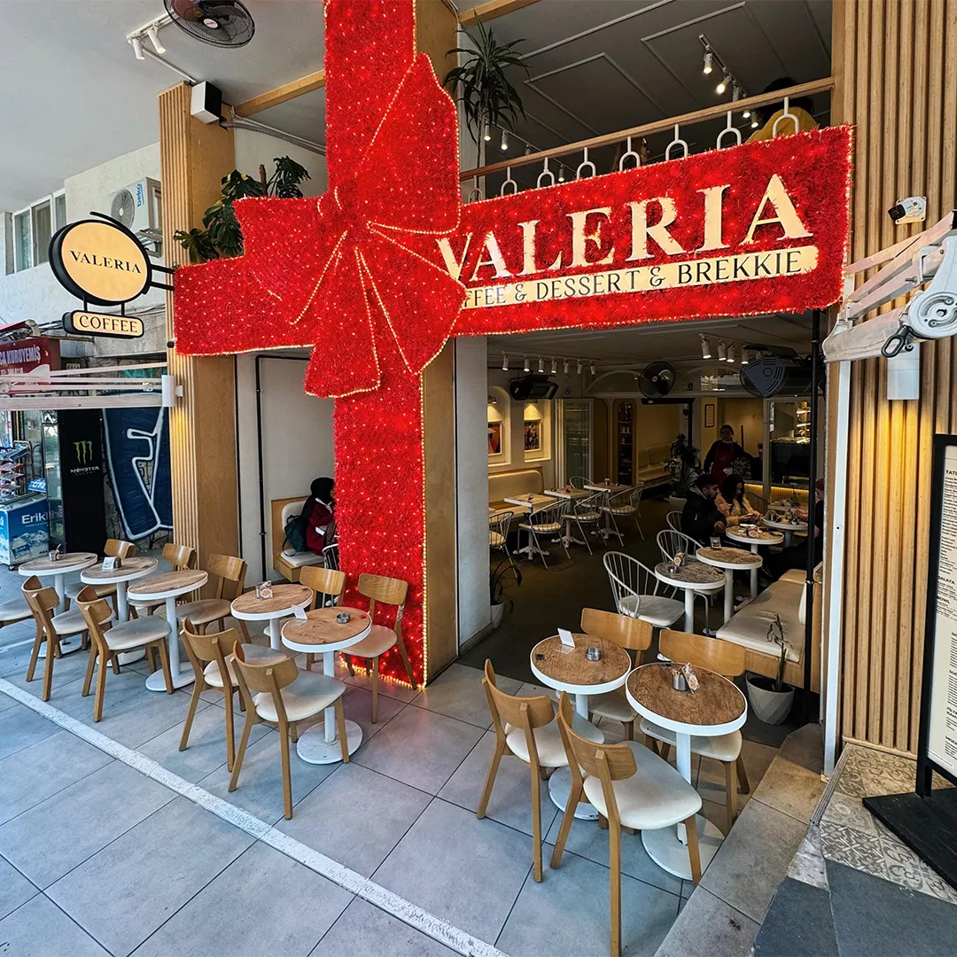 Valeria - Coffee & Dessert & Brekkie